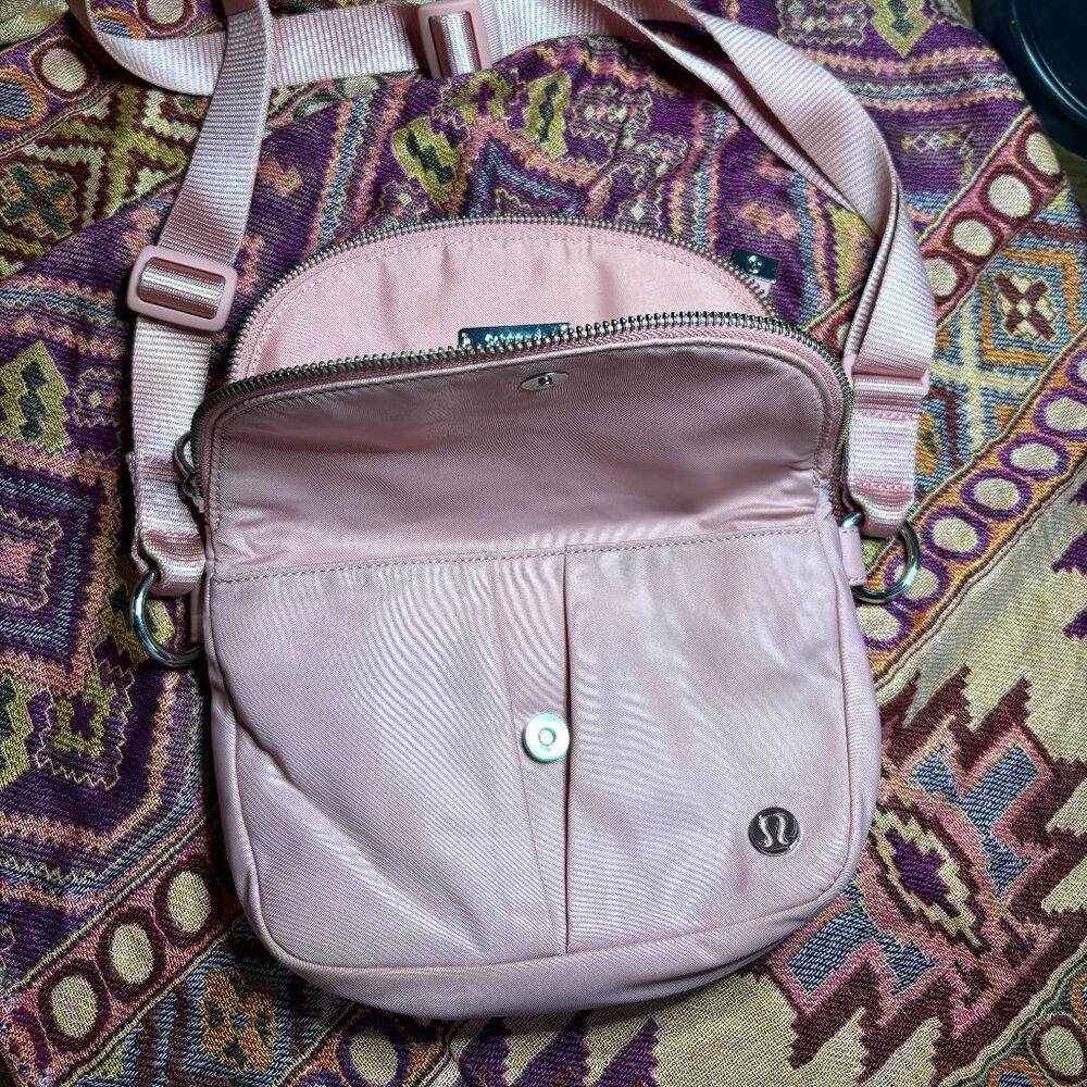 Lululemon Womens All Night Festival Bag Micro 1.5L Blush Silver Zipper Foldover - Picture 2 of 7